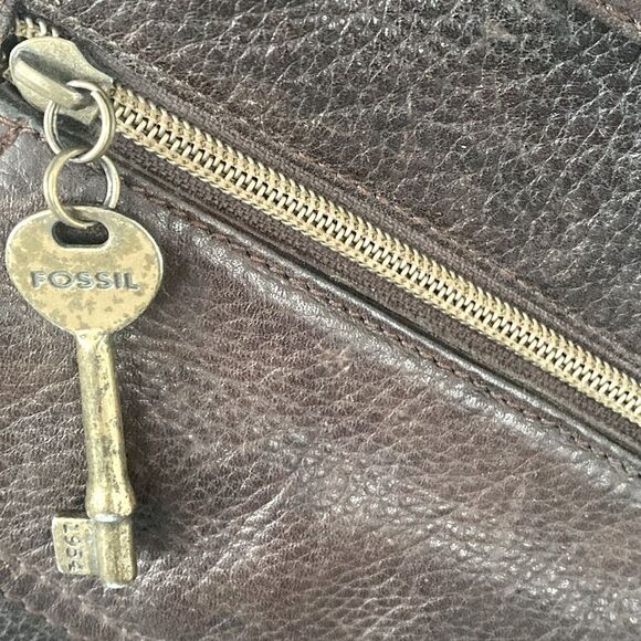 Vintage Fossil Dark Brown Leather Backpack Crossbody Bag Key Charm Boho Casual - Picture 7 of 15